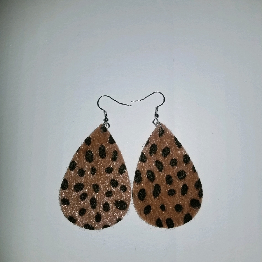Ladies earrings